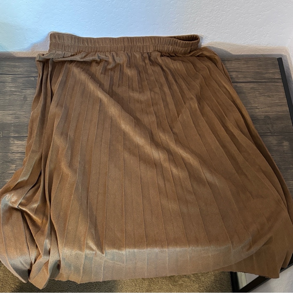 skirt size large - Picture 2 of 4